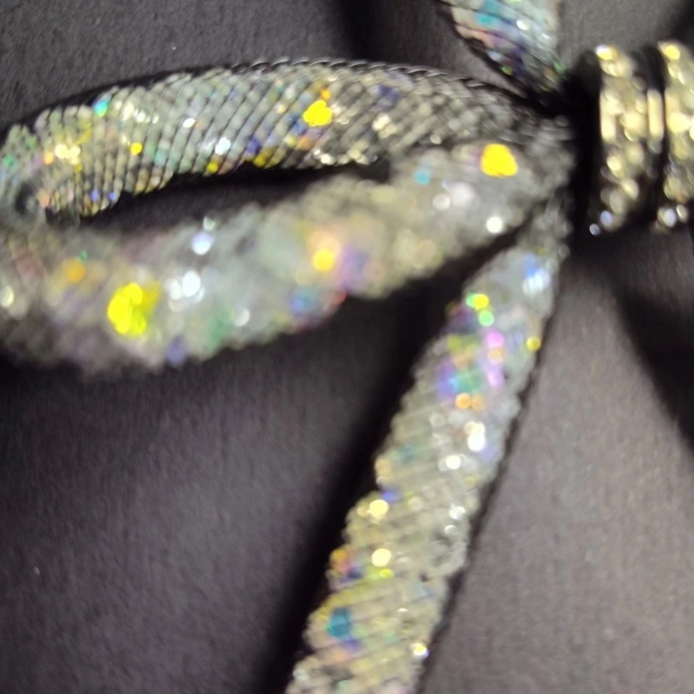 Betsey Johnson Mesh Bow Aurora Borealis Crystals Necklace - Picture 5 of 6